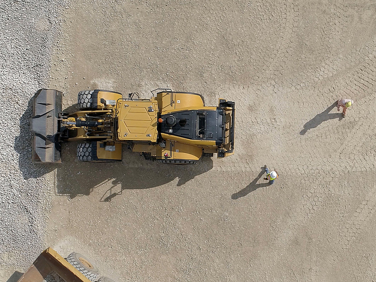 Caterpillar lance de nouvelles options technologiques pour les chargeuses sur pneus de taille moyenne Cat®